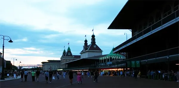 churchill downs racetrack